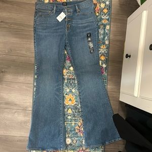 Brand new with tag J.Crew Full length Flare sz29